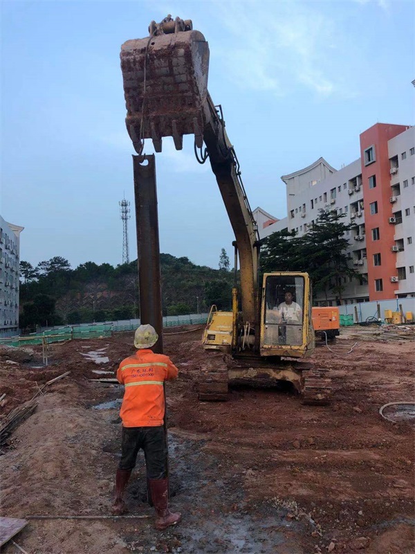 廣州荔灣消防站H剛施工現(xiàn)場