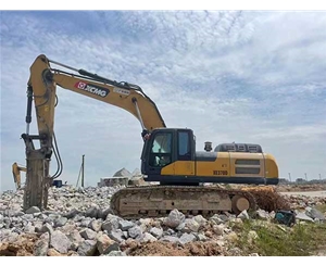 XE370D挖掘機(jī)